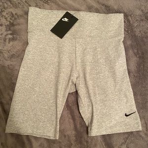 Nike High Rise Biker Shorts